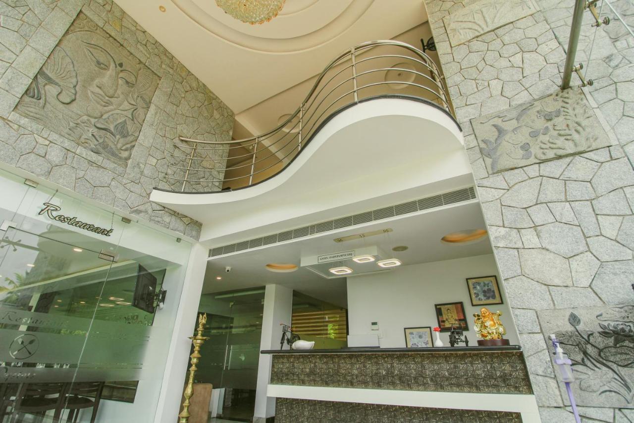 Отель White Pearl Residency Пондичерри Экстерьер фото