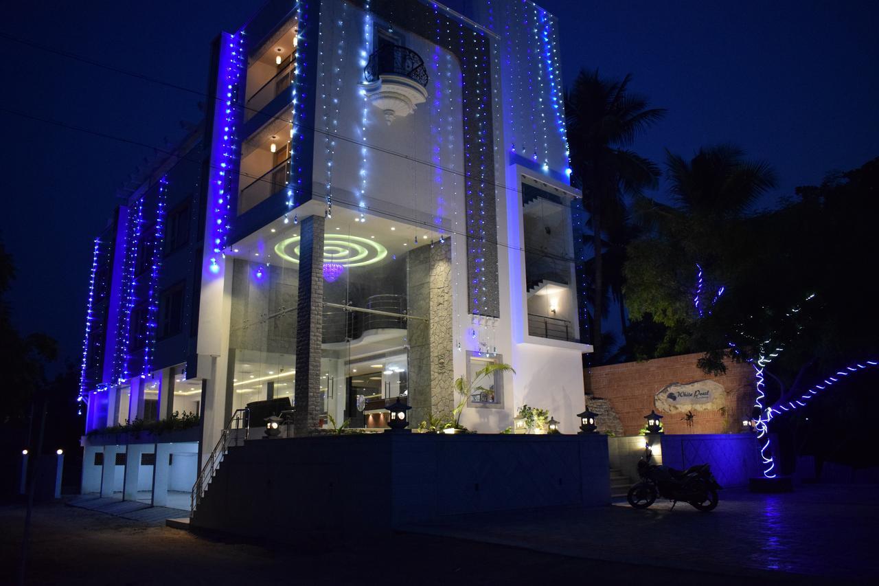 Отель White Pearl Residency Пондичерри Экстерьер фото